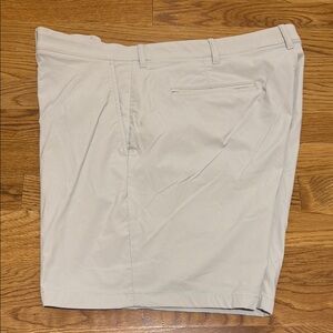 J. Crew tech short size 38 W, 7”